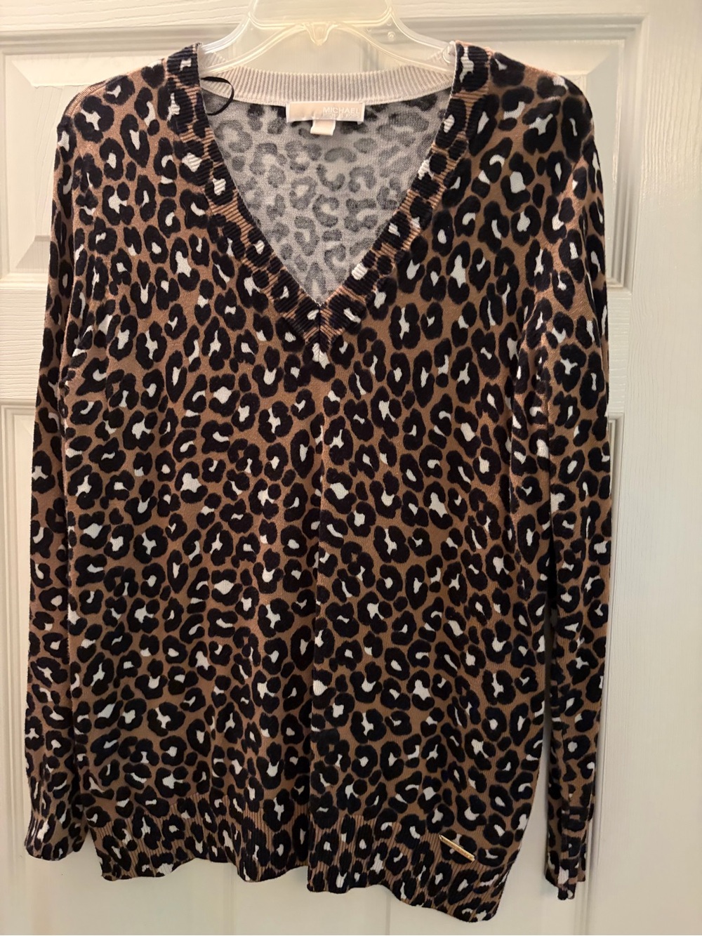 MICHAEL Michael Kors Leopard Print V-Neck Sweater - Brown & Black